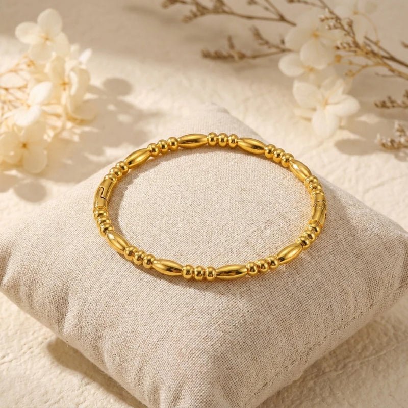 极简风极简风米粒卡扣手镯小众高级感钛钢通勤百搭饰品