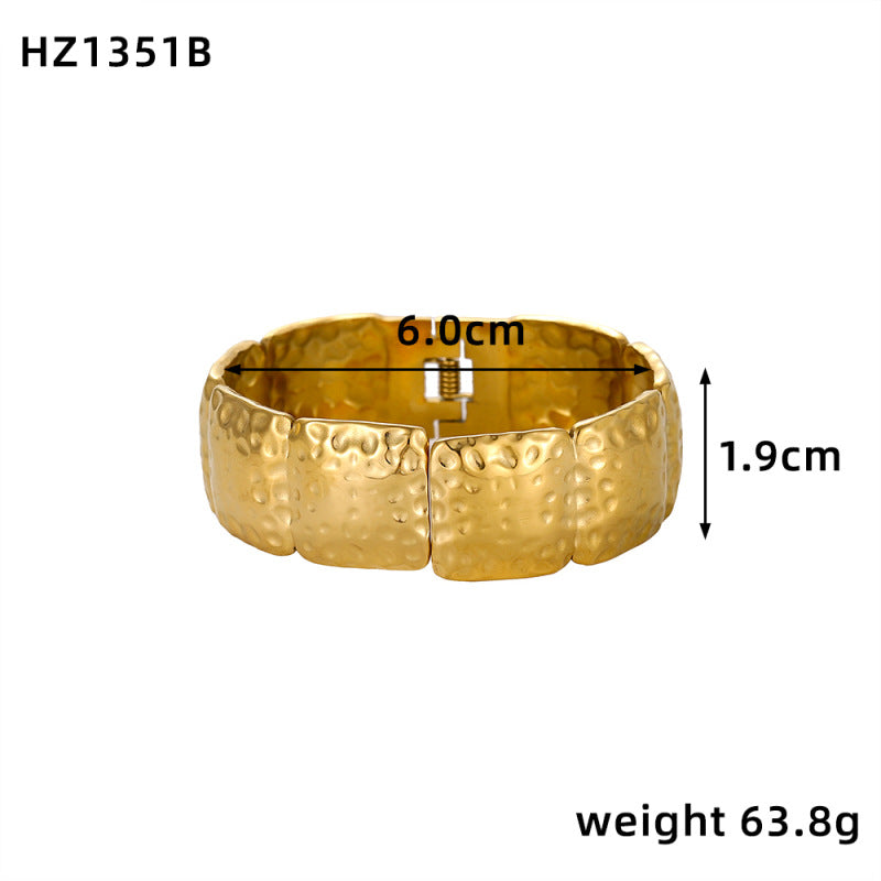 e635cfcb-60b8-41ed-b7c7-030af9abbe50